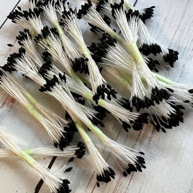 Мелкие остроконечные черные тычинки ― Hobby-Land